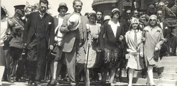 5 dekabr - Dünya Qadın Haqları Günü - Atatürkün qərarı -TARİX