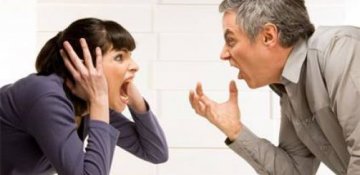 Nə baş verir? Haqlı olan, hökmlü olan siz olmayın