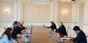 Prezident: Buyurun, sizi dinləyirəm